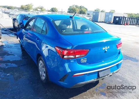 2022 Kia Rio S из США, поврежденный, VIN 3KPA24AD2NE487417